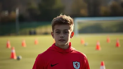 Tamworth FC names Hollis as head of academy coaching